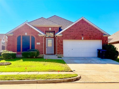 13320 Vista Glen Ln, Euless, TX, 76040-7275 | Card Image