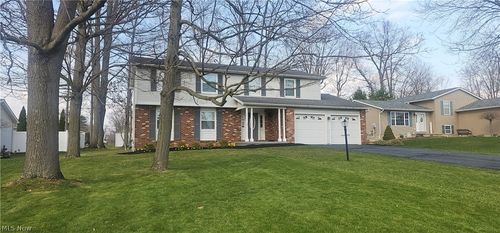 6884 Slippery Rock Dr, Canfield, OH, 44406-8666 | Card Image