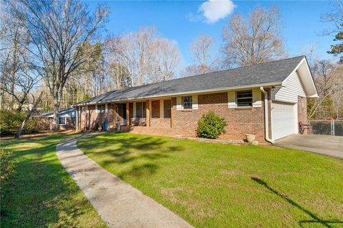 3137 Beechwood Dr, Lithia Springs, GA, 30122-2806 | Card Image