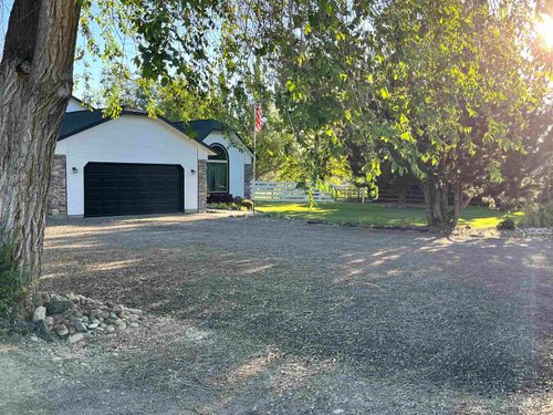 710 Keogh Ln, Caldwell, ID, 83607-1834 | Card Image
