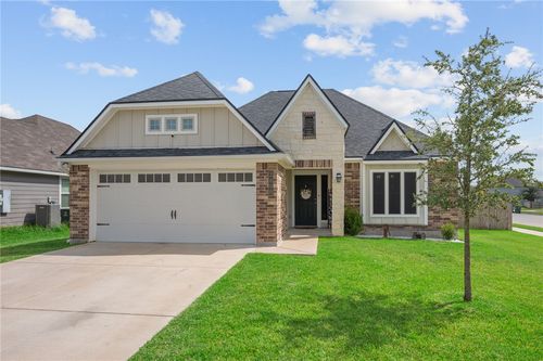 2000 Theresa Dr, Bryan, TX, 77807-1526 | Card Image