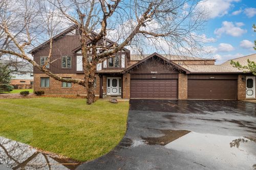 e2-9840 Terrace Dr, Palos Park, IL, 60464 | Card Image