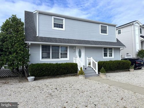 218 W 7th St, SHIP BOTTOM, NJ, 08008-4636 | Card Image
