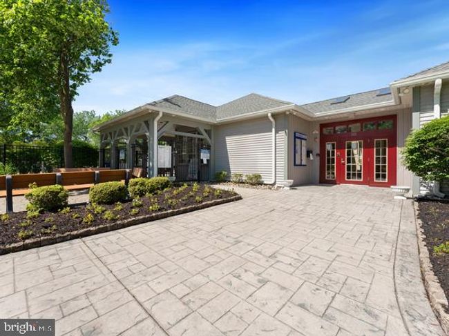 902 Scotswood Ct, Condo with 2 bedrooms, 2 bathrooms and null parking in MOUNT LAUREL NJ | Image 22