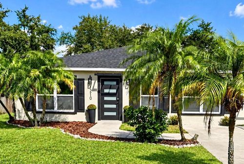 1210 Casa Bonita Ave, RUSKIN, FL, 33570-8030 | Card Image