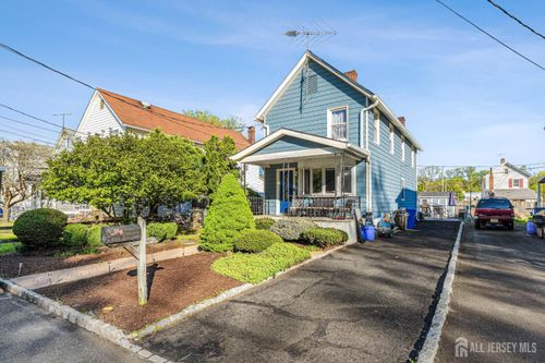 42 John St, Helmetta, NJ, 08828-1004 | Card Image