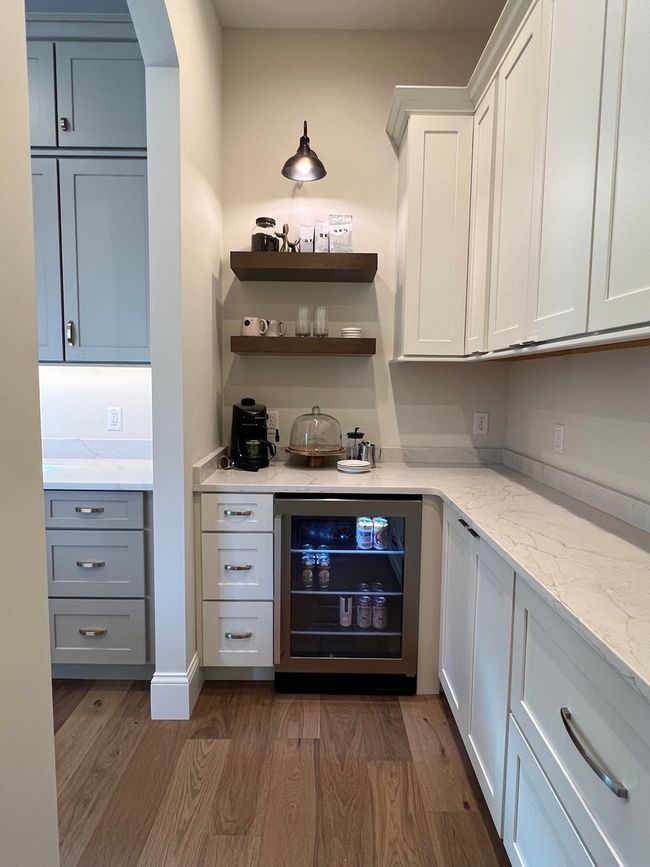 9524 Hook St, House other with 4 bedrooms, 3 bathrooms and 6 parking in Highland IN | Image 16