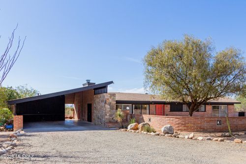 7111 N Edgewood Pl, Tucson, AZ, 85704-6913 | Card Image