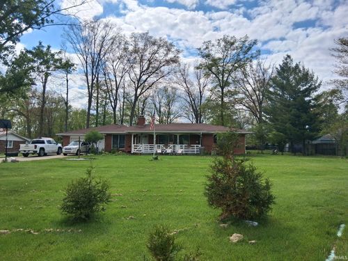 27 S Scatterfield Rd, Anderson, IN, 46012-3176 | Card Image