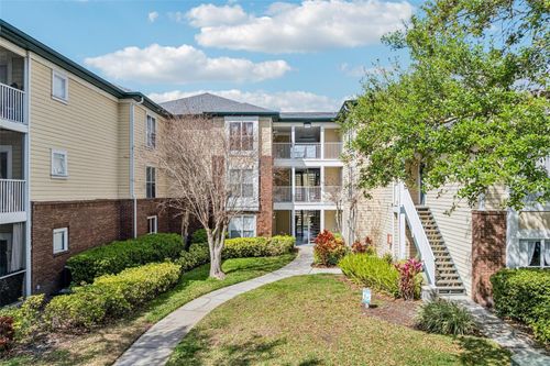 123-4211 Chatham Oak Ct, TAMPA, FL, 33624-5185 | Card Image