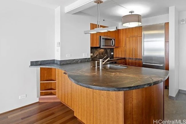 Designer kitchen area. | Image 7