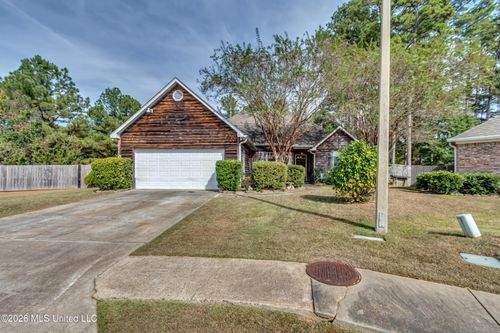 210 Apple Blossom Cir, Brandon, MS, 39047-7691 | Card Image