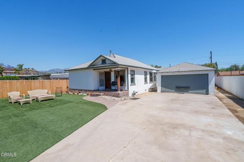 11110 Wicks St, Sun Valley, CA, 91352-1244 | Card Image
