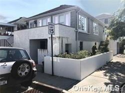 upper-105 Ohio Ave, Long Beach, NY, 11561-1127 | Card Image
