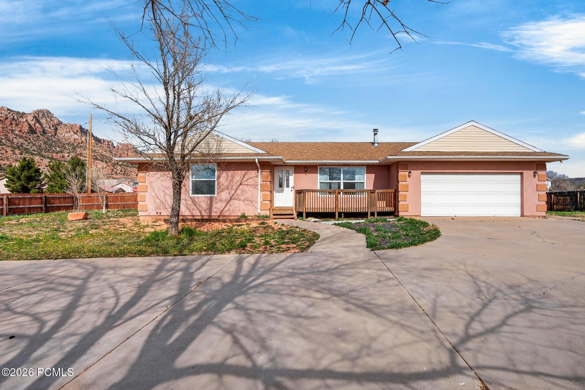 Residential in Hildale