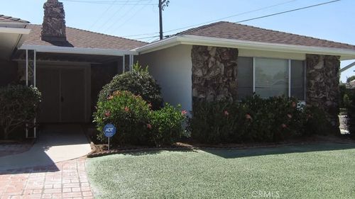 415 S Tahquitz Ave, Hemet, CA, 92543-5818 | Card Image