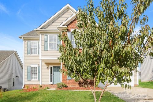 3744 Sipes Ln, Charlotte, NC, 28269-0198 | Card Image