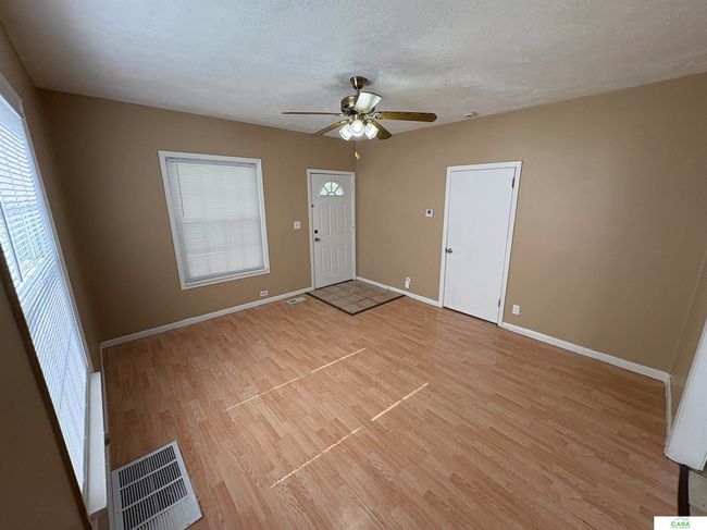 2310 E St, House other with 3 bedrooms, 2 bathrooms and 2 parking in Lincoln NE | Image 4