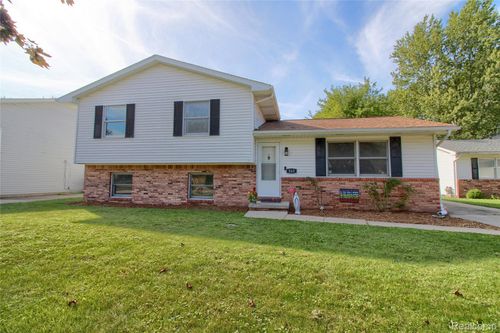 565 N Roessler St, Monroe, MI, 48162-2838 | Card Image
