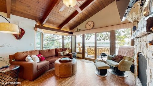 71 Stark Rd, Random Lake, WI, 53075-1606 | Card Image