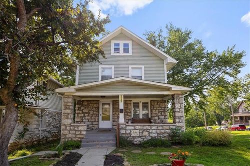 2939 Wayne Ave, Kansas City, MO, 64109-1630 | Card Image