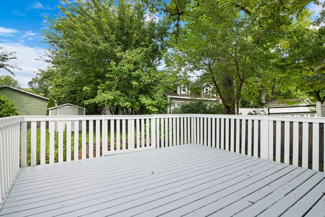 136 Burton St, House other with 4 bedrooms, 3 bathrooms and 2 parking in Grayslake IL | Image 20