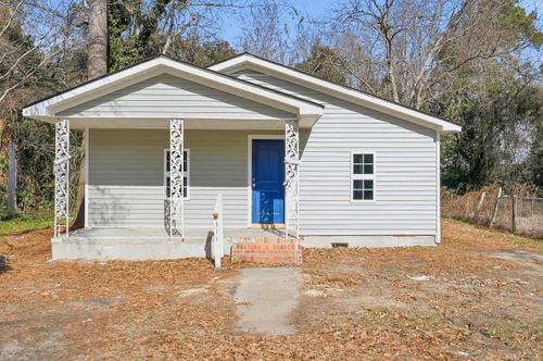 311 Barnes St, Mullins, SC, 29574-2313 | Card Image