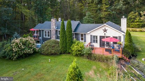 603 Haycock Run Rd, KINTNERSVILLE, PA, 18930-9427 | Card Image