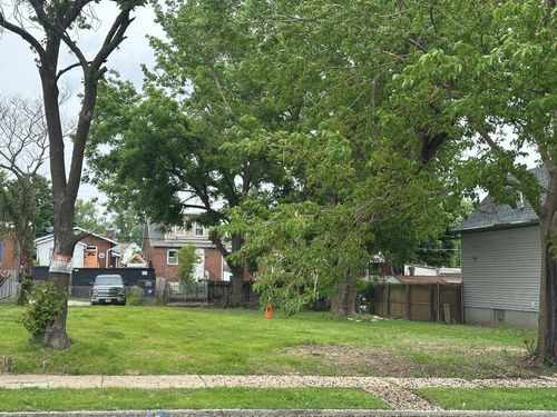 4321 Bates St, Saint Louis, MO, 63116-2327 | Card Image