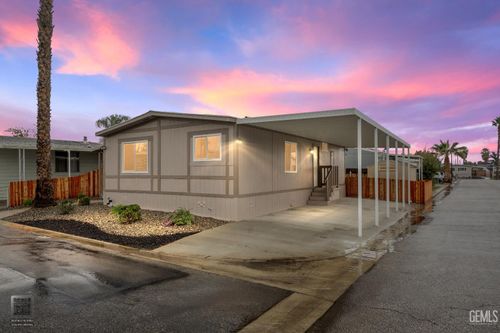 294 Florence Ln, Bakersfield, CA, 93308-4637 | Card Image