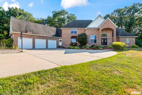 13599 Woodland Dr, Athens, IL, 62613-7664 | Card Image