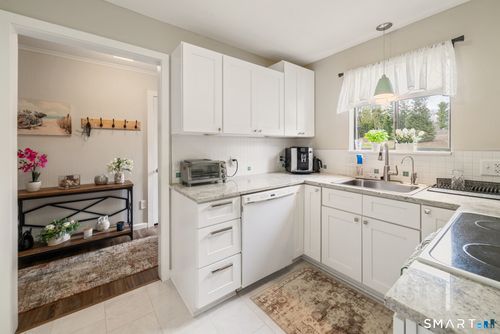 a-4 Heritage Vlg, Southbury, CT, 06488-1506 | Card Image