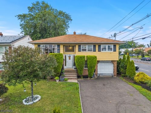 44 Parkway Ave, Clifton, NJ, 07011-3604 | Card Image
