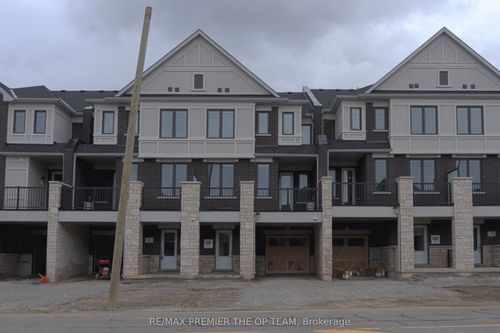 12 Pierre Berton Blvd, Kleinburg, ON, L4H4V2 | Card Image