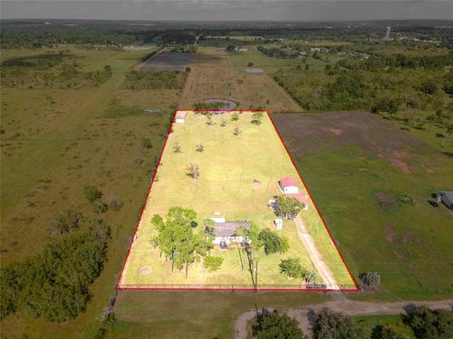 1740 1st St, Liverpool, TX, 77577-8840 | Card Image