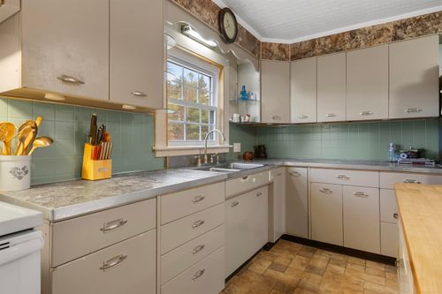 758 Us Route 3, North Stratford, NH, 03590-6431 | Card Image