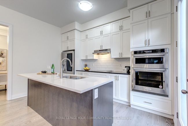 1243 Queens Plate Rd, House other with 5 bedrooms, 5 bathrooms and 2 parking in Oakville ON | Image 10