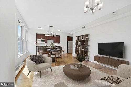 apt-600-675 E St Nw, WASHINGTON, DC, 20004-2254 | Card Image