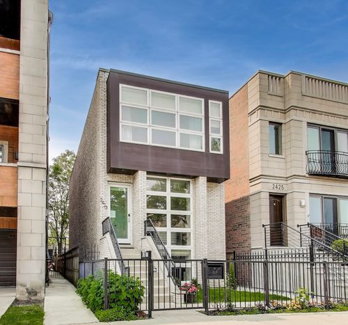 2423 W Erie St, CHICAGO, IL, 60612-1247 | Card Image