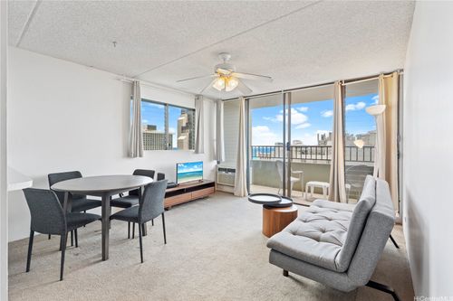 apt-2308-2240 Kuhio Ave, Honolulu, HI, 96815-2815 | Card Image