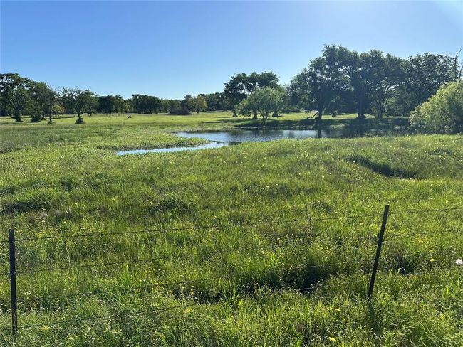 180 Fcr 797, Home with 6 bedrooms, 7 bathrooms and null parking in Donie TX | Image 48