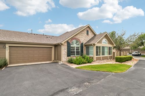 41-30 Wildwood Dr, Georgetown, TX, 78633-5328 | Card Image