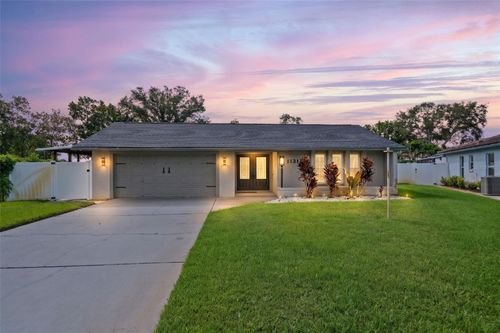11312 Robert Dr, Seminole, FL, 33778-3909 | Card Image