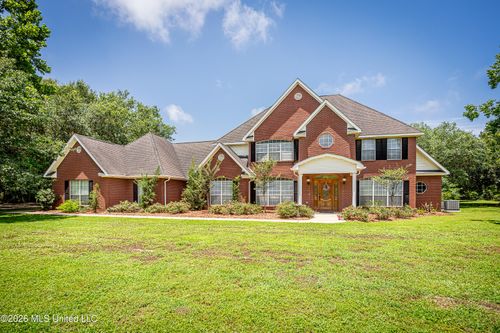 2901 Hamill Farm Rd, Ocean Springs, MS, 39564-8758 | Card Image