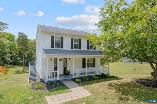 22 Singing Pines Ln, STAUNTON, VA, 24401-6658 | Card Image