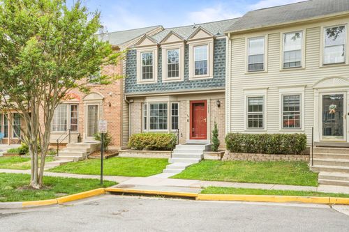 5428 New London Park Dr, FAIRFAX, VA, 22032-3260 | Card Image