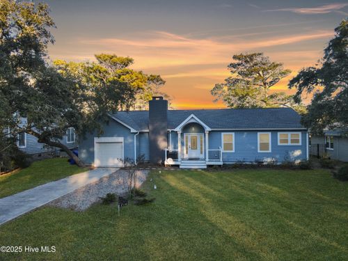 214 Mcglamery St, Oak Island, NC, 28465-8229 | Card Image