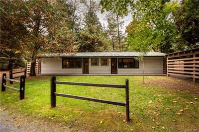 outbuilding with fence and yard | Image 3