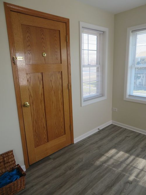 apt-2-118 N 12th Ave, Melrose Park, IL, 60160-4040 | Card Image