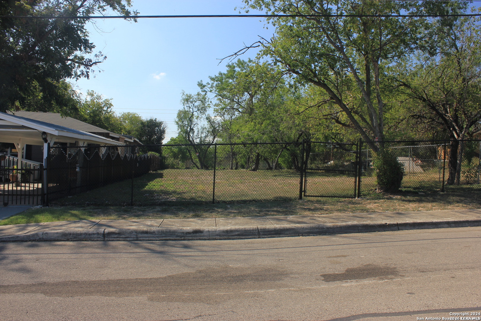 Land in San Antonio 3